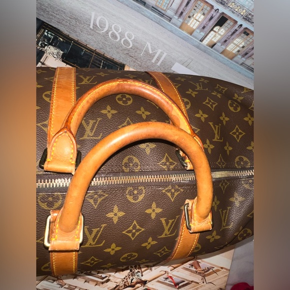 Louis Vuitton Keepall Bandoulière 50 - Picture 6 of 11